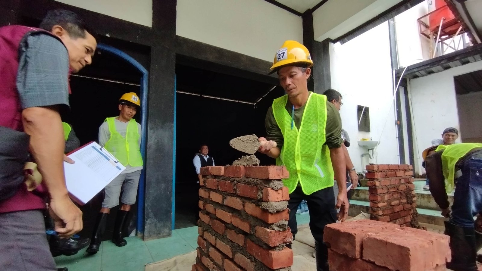 Gambar Pekerja 2